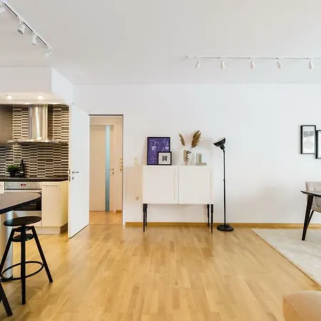 Modern 1bd Close To The Acropolis Museum By Upstreet